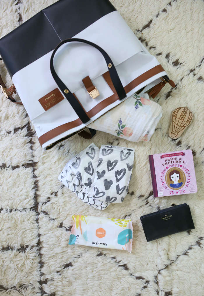 whats-in-my-diaper-bag