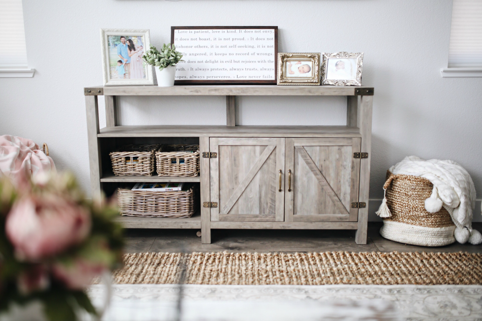 tv console decor