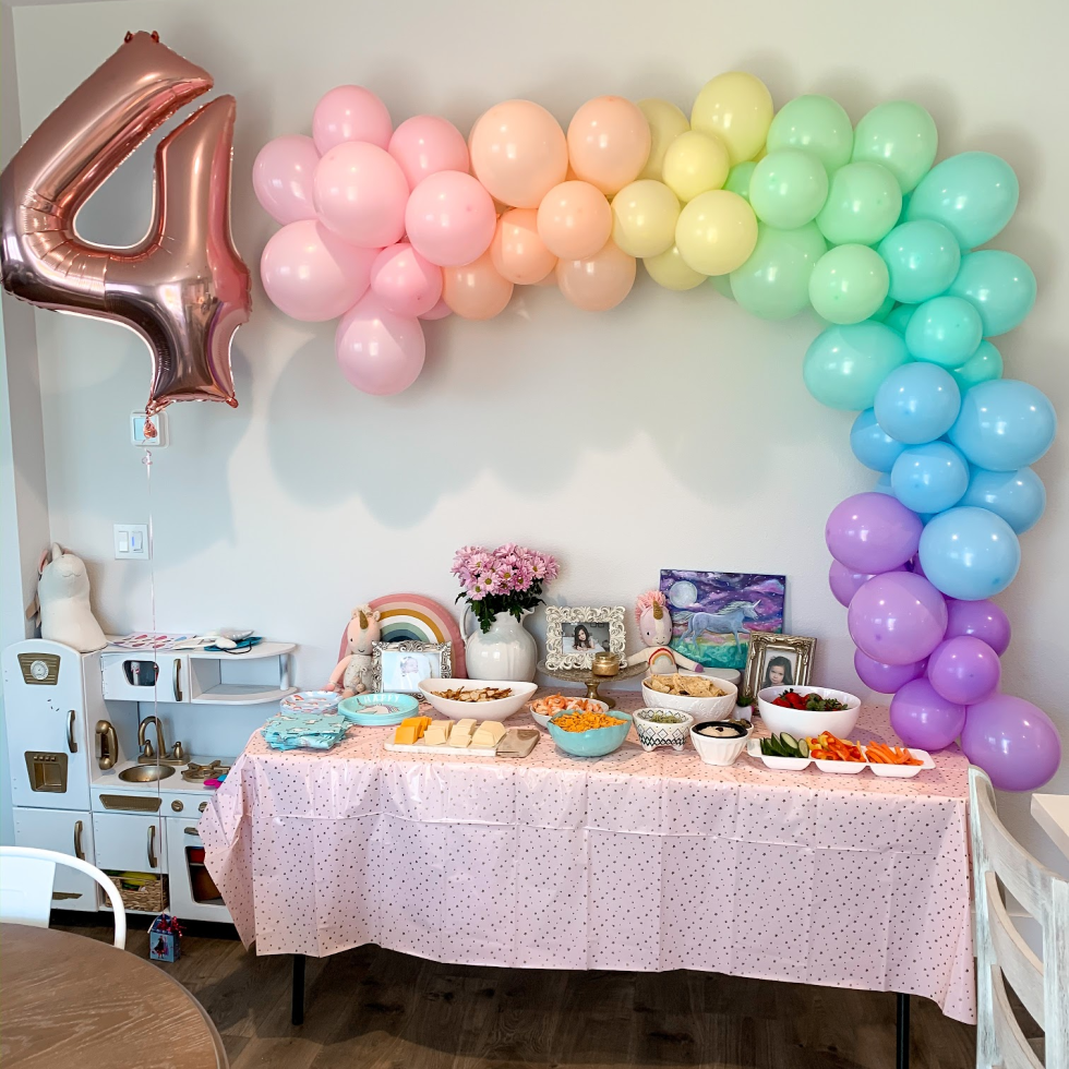 Balloon Garland DIY 